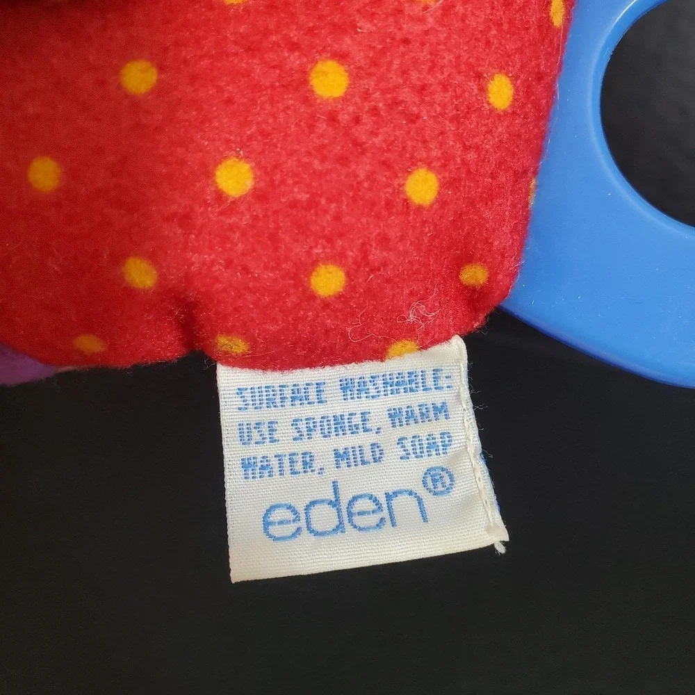 Eden vtg dog